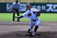 【Ｃブロック準決勝・帯緑陽―十勝連合】帯緑陽は先発した右腕サイドスローの嶋崎悠和が、無安打無四球で六回を投げ抜いた