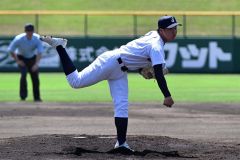 【Ｃブロック準決勝・帯緑陽―十勝連合】十勝連合は戸井義希（更別農）が先発し、初回を無失点でしのいだ
