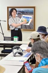日高山脈国立公園指定1年記念 市役所屋上から山脈を眺める 6