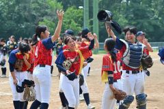 グラティアスウィッシュが初優勝、全国へ　全日本中学女子軟式野球道大会