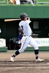 【Ｂブロック代表決定戦・帯北―帯南商】帯北は１回１死一、三塁で江川太翔が右前適時打を放ち先制する