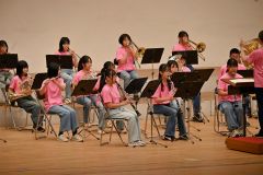 小学生から社会人まで、管内５２団体が演奏披露　第５０回吹奏楽祭 5