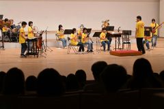 小学生から社会人まで、管内５２団体が演奏披露　第５０回吹奏楽祭 6