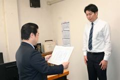 経済調査協力２社に感謝状　帯広財務事務所　東洋農機と宮坂建設工業 3