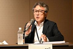 自動運転システムについて意見を交わす髙野次長