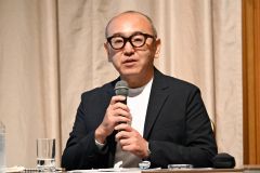 自動運転システムについて意見を交わす小林社長
