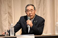 自動運転システムについて意見を交わす竹中上士幌町長