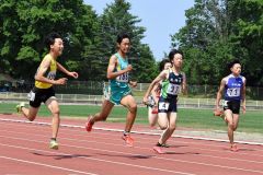 ２年男子１００メートル決勝
