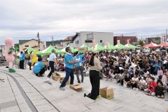 町内外から約２０００人が訪れた