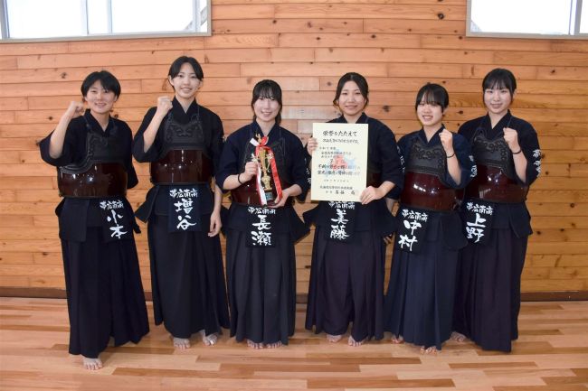 帯南商女子３位　増谷は個人戦でも３位　全道高体連剣道