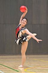 小室（帯翔陽）Ｖ　春藤（帯八）が２位　全十勝中学校新体操選手権 3