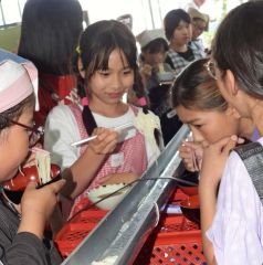食事も後片付けも自分で　浦幌で通学合宿
