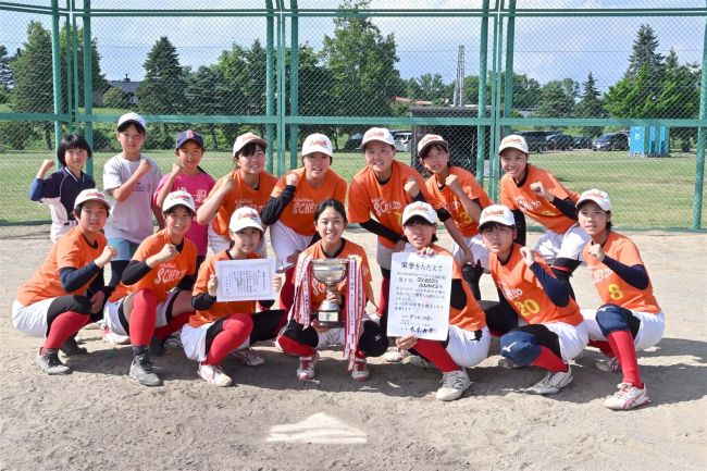 スケルッツォが全日本中学女子ソフトボール道予選Ｖ　全国へ