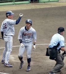 ＳＷＡＴＴ初優勝　攻守かみ合う　東日本軟式野球大会１部 5