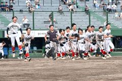 帯大谷激闘制し４強入り　旭川明成に延長十一回１３―１０　高校野球北北海道大会