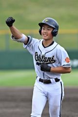 帯大谷、延長十一回の激闘制し４年ぶり４強　高校野球北北海道大会 11