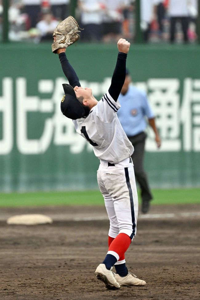 帯大谷、延長十一回の激闘制し４年ぶり４強　高校野球北北海道大会