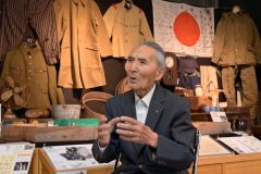 本別空襲の体験談を語る今野保雄さん