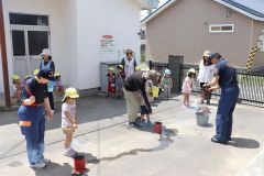 幼年消防クラブ「おもちゃ花火教室」　池田カトリック幼稚園 3