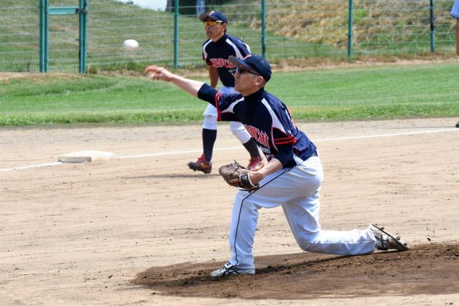 ＴＯＫＡＣＨＩコールドＶ　１３―１　ＧＧ　ＦＩＧＨＴＥＲＳ　シニア軟式野球十勝支部予選