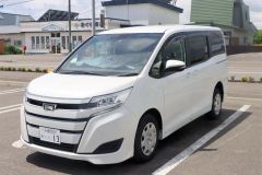 新たに増えた８人乗りのノア