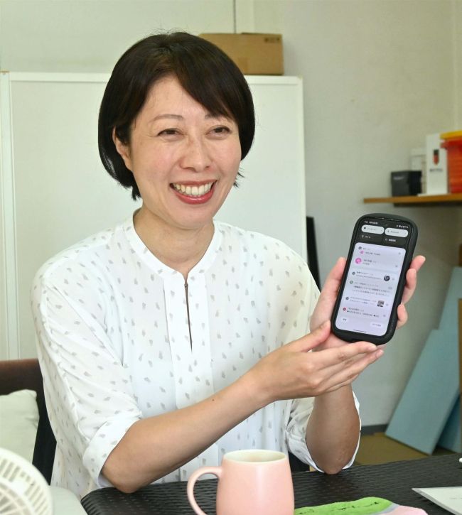 「女性活躍の場を」　湯浅さん初当選から一夜明け　仏壇の亡き父へ報告　新得町長選