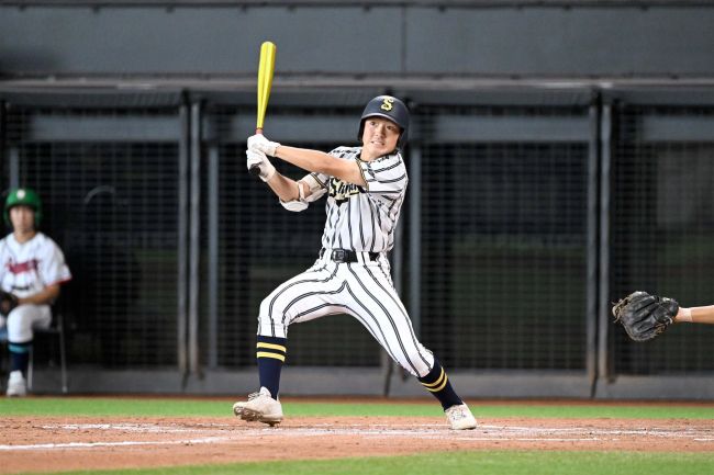 白樺学園が２年連続甲子園に王手　士別翔雲に１２―３　高校野球北大会