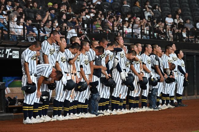 白樺学園２年連続の甲子園ならず　旭川志峯に３―４　高校野球北北海道大会決勝
