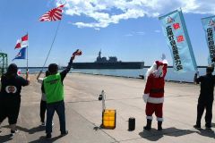 海自「ひゅうが」公開に９６０９人来場　十勝港を出港