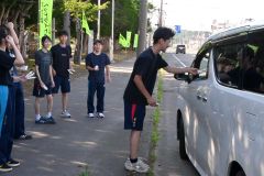 広尾中学校と広尾高校の生徒会による交通安全啓発