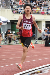 男子１５００メートル決勝2位吉田陽登（帯三条高）