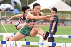 女子１００メートル障害決勝２組