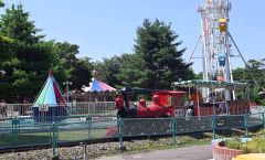 人がまばらなおびひろ動物園（２４日午後１時ごろ）