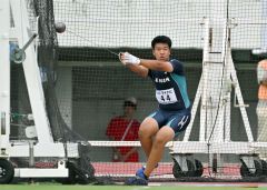 【男子ハンマー投げ予選】２回目に５０メートル４９を投げたものの予選通過記録に達しなかった久保凛太（幕別清陵）