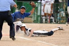 １回戦・帯大谷―帝京安積（金野和彦撮影）