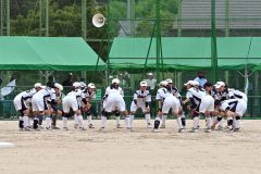 １回戦・帯大谷―帝京安積（金野和彦撮影）