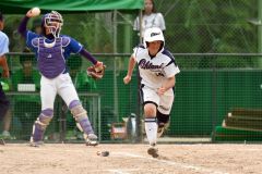 １回戦・帯大谷―帝京安積（金野和彦撮影）