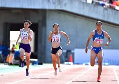 山崎２００も４位　メダルに０秒０１差　全国高校総体陸上競技第４日
