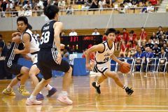 １回戦・白樺学園―東海大付属諏訪（金野和彦撮影）
