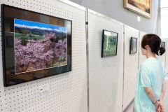まちの魅力を紹介した写真展
