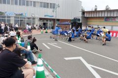 多くの人でにぎわう清流まつり