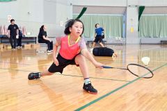 木村（Ｆｌａｐ十勝）が６年生以下女子単Ｖ　バドミントン全十勝小学生大会