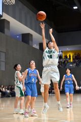 女子準々決勝・帯西陵―七飯大沼岳陽・七飯（金野和彦撮影）