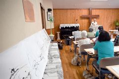 会場には月下さんの作品も展示された（須貝拓也撮影）