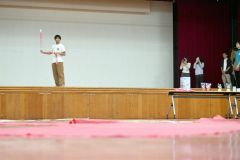 マーカー投げに大盛り上がり　バルーンフェス「裏学生選手権」に３大学４チーム参加 4