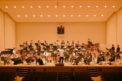 音更町伊福部昭音楽祭の最終日に行われたサマーコンサートで有終の演奏を披露する出演者ら
