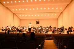 音更町伊福部昭音楽祭の最終日に行われたサマーコンサートで有終の演奏を披露する出演者ら