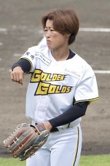 志村亜貴子（大賀章好撮影）