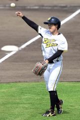 志村亜貴子（大賀章好撮影）
