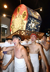 平原まつり会場熱狂、五穀豊穣祈る「夢降夜」 14
